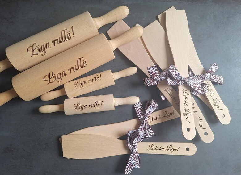 Virtuves piederumi Līgai