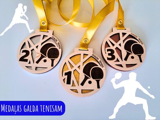 Medaļas galda tenisam ar krāsotu pamatni #2