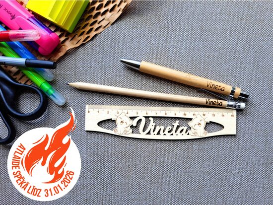 Komplekts "Lineāls (15cm) + zīmulis + koka pildspalva ar vārdu