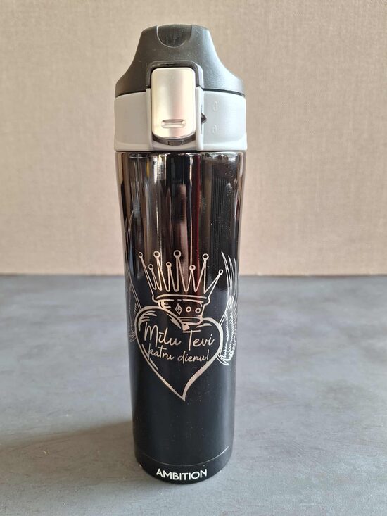 Melna termokrūze "Mīlu Tevi katru dienu!" 420 ml