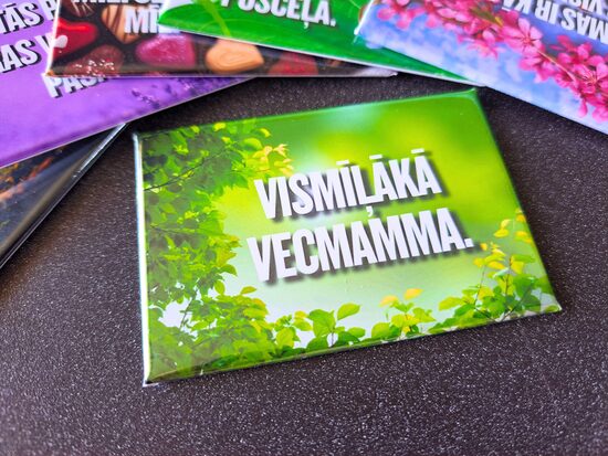 Foto magnēts "Vismīļākā vecmamma"